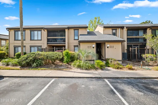 $149,900 | 7614 Las Palmas Way, Unit 169, Jacksonville, FL 32256