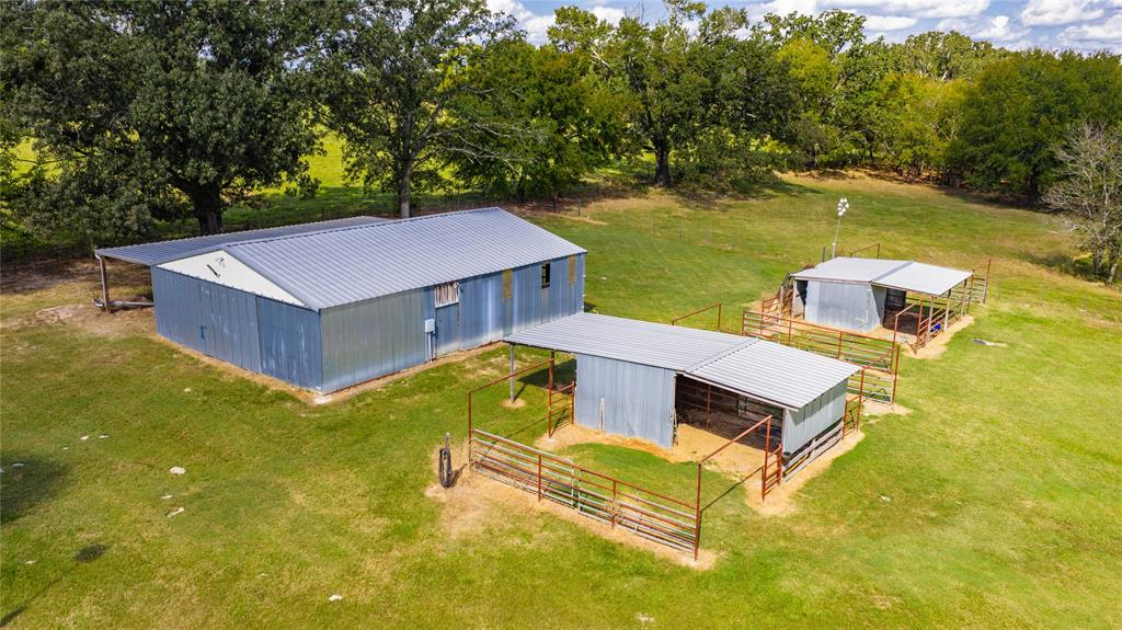12985 County Road 4331 Larue, TX 75770 - Photo 5 of 23 a view of a house with pool and a yard