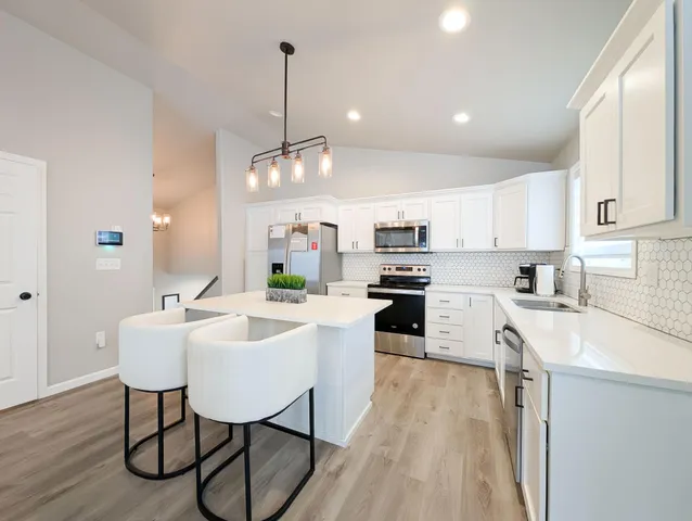 $312,900 | 6028 78th Avenue South, Horace, ND 58047