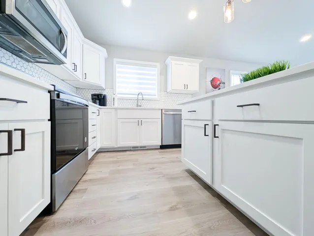 $312,900 | 6028 78th Avenue South, Horace, ND 58047