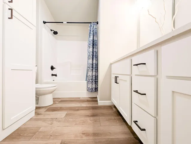 $312,900 | 6028 78th Avenue South, Horace, ND 58047