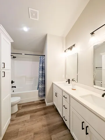 $312,900 | 6028 78th Avenue South, Horace, ND 58047