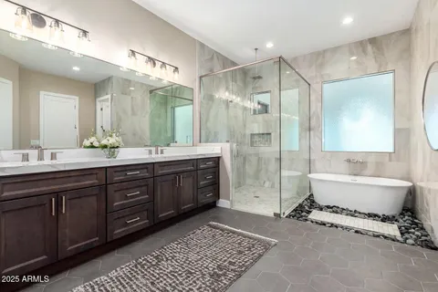 $1,665,000 | 1620 East Cloud Road, Phoenix, AZ 85086