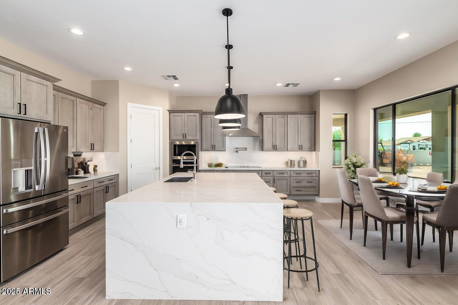 1620 East Cloud Road Phoenix, AZ 85086 - Photo 2 of 6 20250312132221367651000000-o (1)