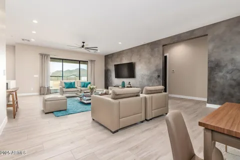 $1,665,000 | 1620 East Cloud Road, Phoenix, AZ 85086