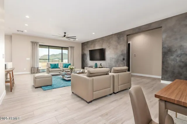 $1,665,000 | 1620 East Cloud Road, Phoenix, AZ 85086