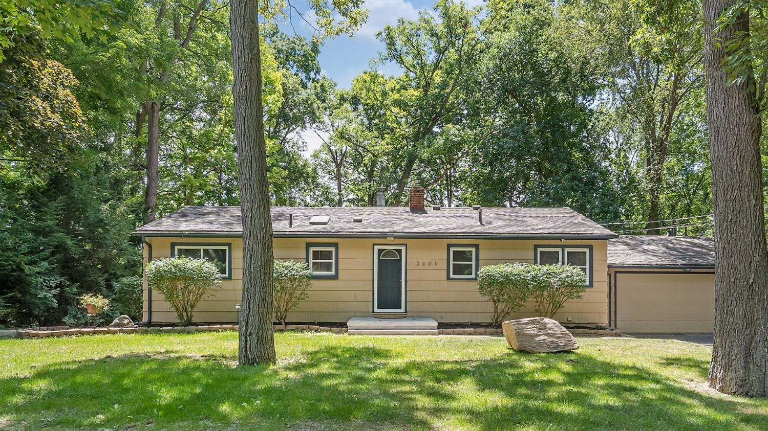 3601 Elizabeth Road Ann Arbor, MI 48103 - Photo 2 of 33 Photo 2