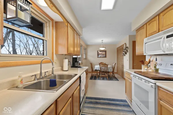 $439,000 | 9045 East 86th Street, Indianapolis, IN 46256