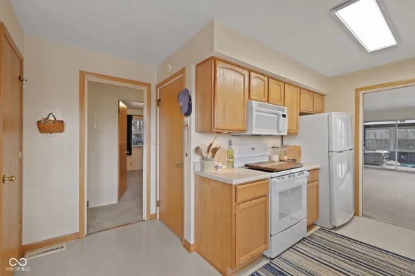 $439,000 | 9045 East 86th Street, Indianapolis, IN 46256