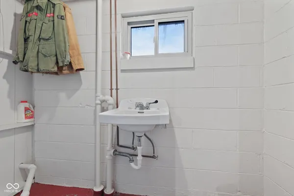 $439,000 | 9045 East 86th Street, Indianapolis, IN 46256