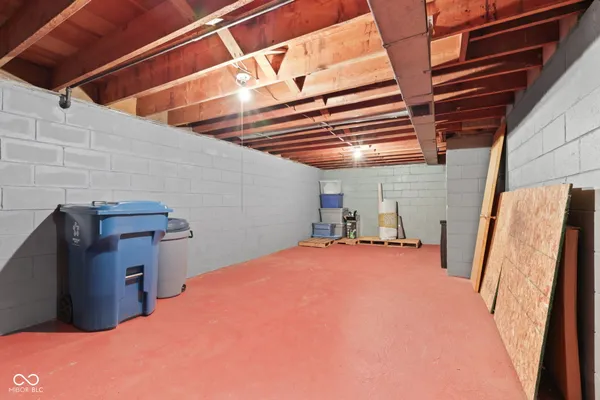 $439,000 | 9045 East 86th Street, Indianapolis, IN 46256