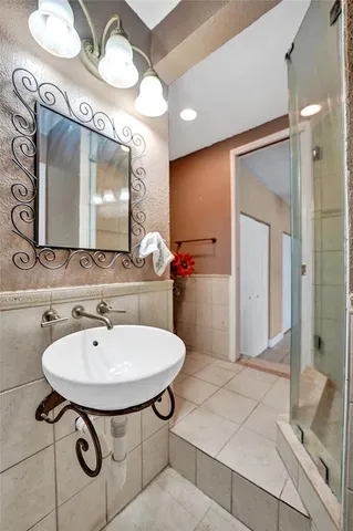 $825,000 | 14580 Fairfax Place, Davie, FL 33325