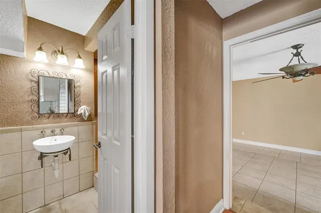 $825,000 | 14580 Fairfax Place, Davie, FL 33325