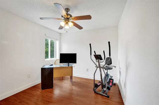 $825,000 | 14580 Fairfax Place, Davie, FL 33325