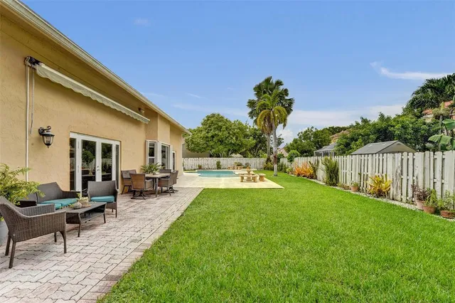 $825,000 | 14580 Fairfax Place, Davie, FL 33325