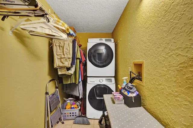 $825,000 | 14580 Fairfax Place, Davie, FL 33325