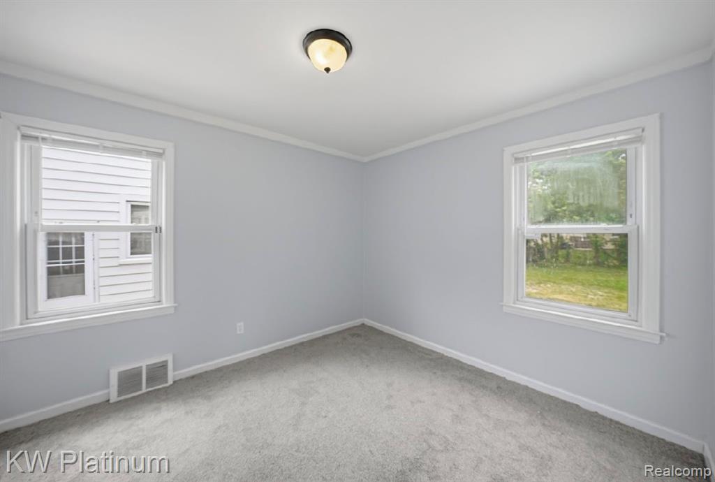 23809 Normandy Avenue Eastpointe, MI 48021 - Photo 20 of 29