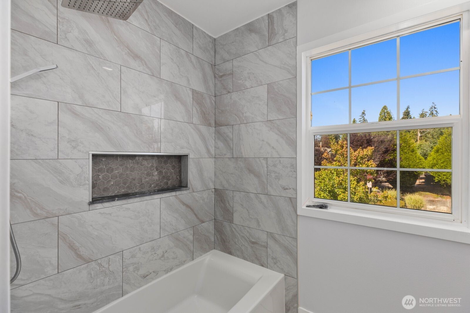 20133 7th Avenue Southeast Bothell, WA 98012 - Photo 22 of 38 Gallery Image 22