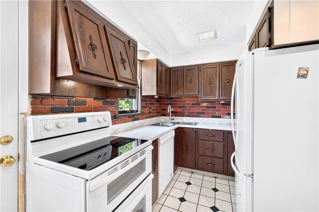 781 Elk Avenue Rochester, PA 15074 - Photo 25 of 50
