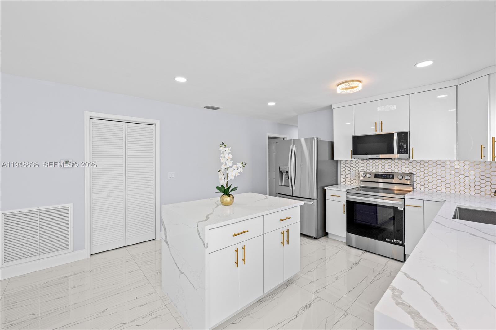 1720 Southwest 13th Street Boca Raton, FL 33486 - Photo 7 of 53