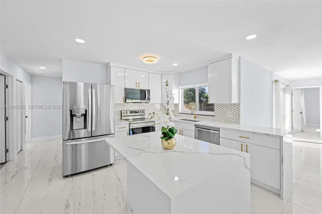 $4,400 | 1720 Southwest 13th Street, Boca Raton, FL 33486