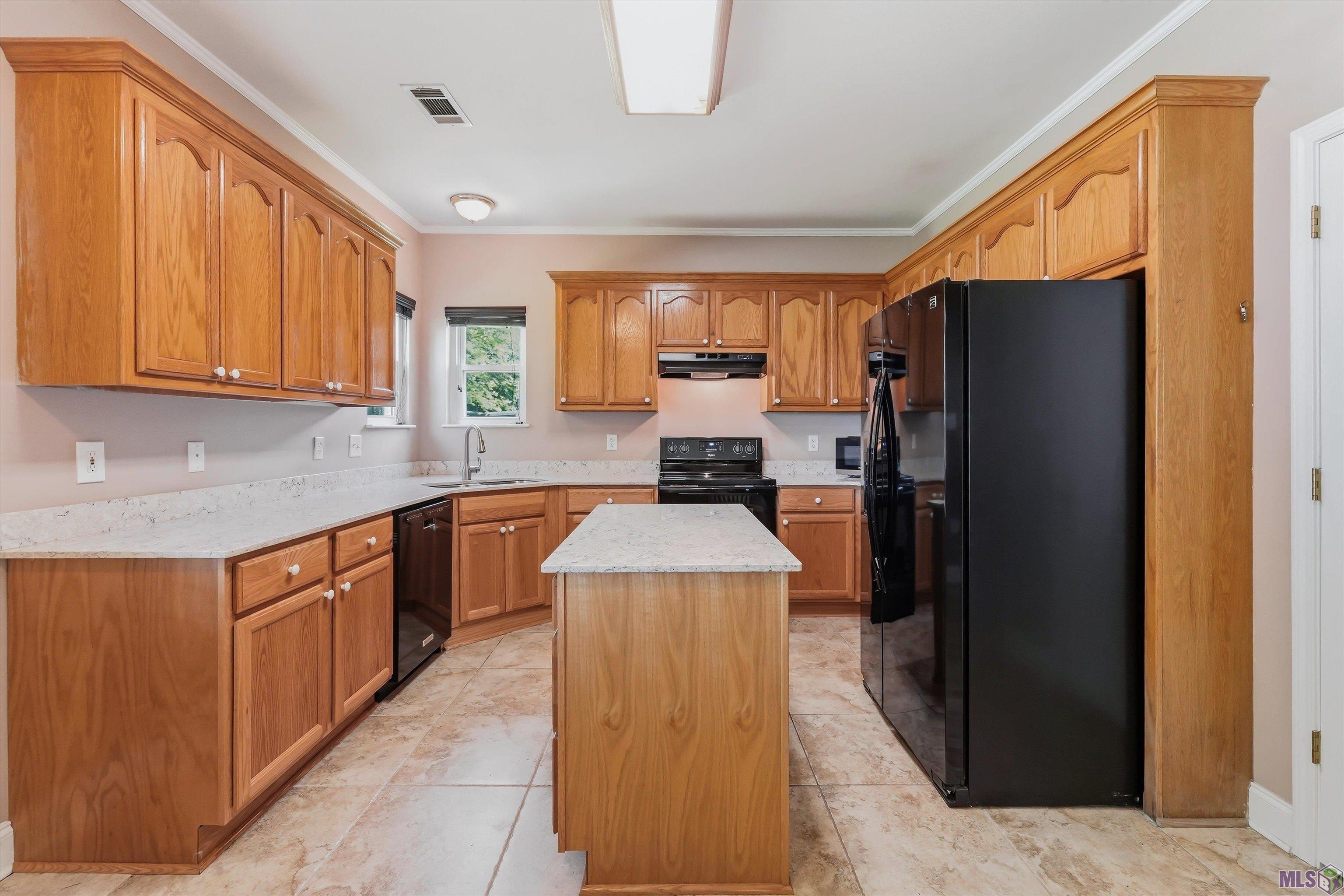 18606 Perkins Oak Road Prairieville, LA 70769 - Photo 7 of 17 Gallery Image 7