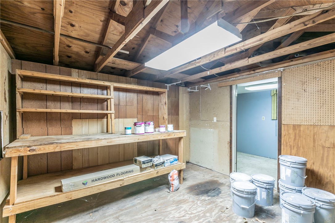 3401 Oakridge Lane Waco, TX 76708 - Photo 28 of 28 a room with furniture and a table