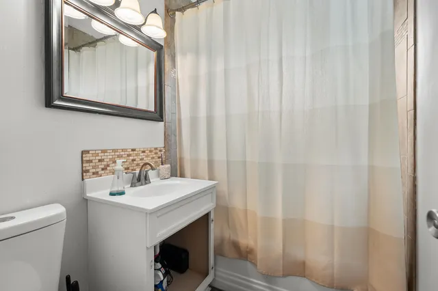 $249,000 | 16 Charles E Place, Battle Creek, MI 49015