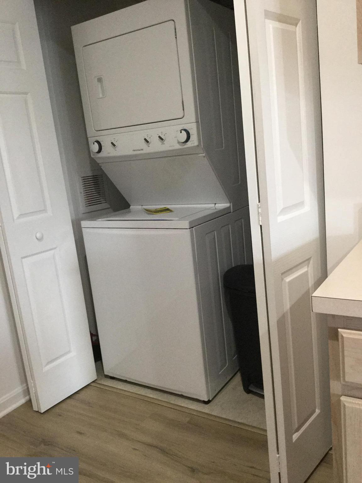 25252 Riffleford Square, Unit 103 Chantilly, VA 20152 - Photo 16 of 20 Washer & Dryer 2017