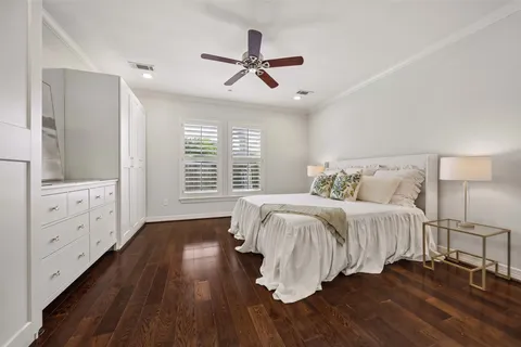 $799,000 | 5121 Libbey Drive, Houston, TX 77092