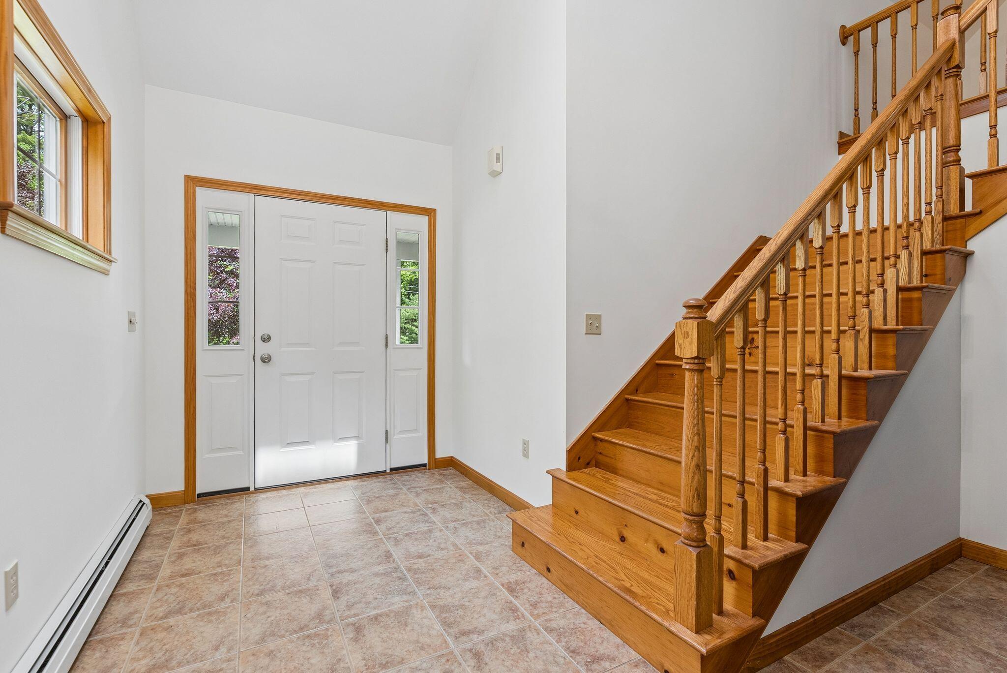 8 Whitney Way Topsham, ME 04086 - Photo 5 of 46 8 Whitney 22_DSC04629