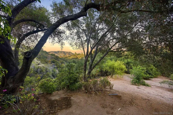 $1,050,000 | 1010 Quail Creek Road, Fallbrook, CA 92028