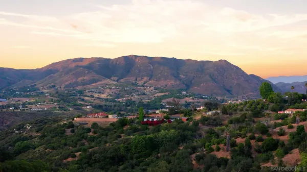 $1,050,000 | 1010 Quail Creek Road, Fallbrook, CA 92028