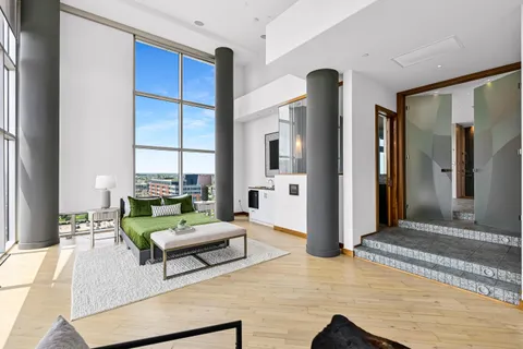 $1,695,000 | 601 East Ogden Avenue, Unit 906, Milwaukee, WI 53202