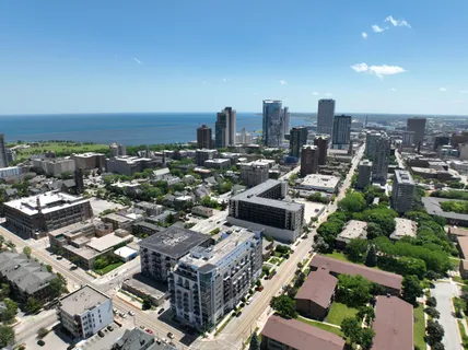 $1,695,000 | 601 East Ogden Avenue, Unit 906, Milwaukee, WI 53202