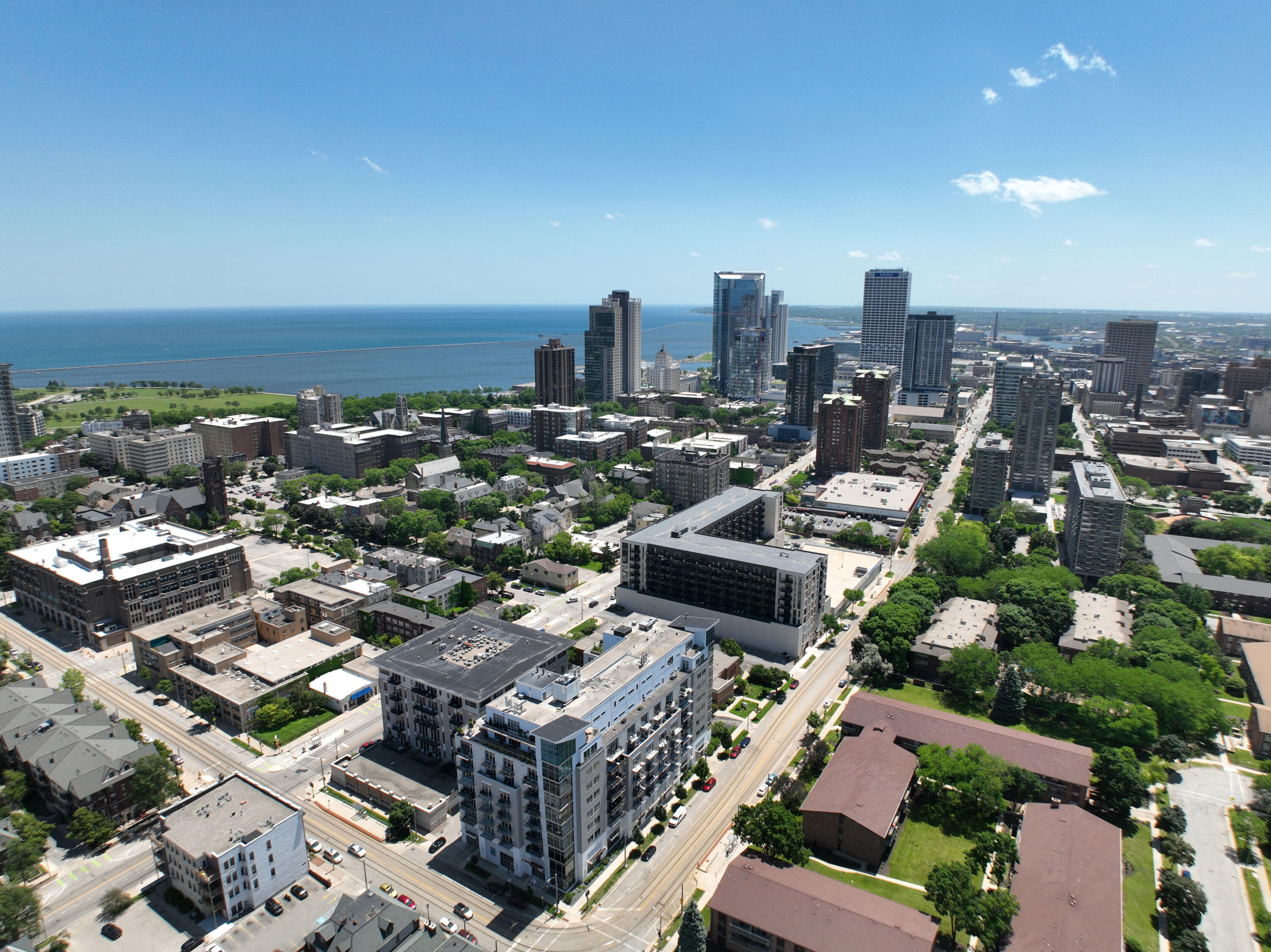 601 East Ogden Avenue, Unit 906 Milwaukee, WI 53202 - Photo 26 of 31 Enjoy the View from on Top