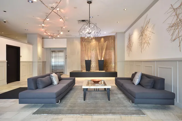 $1,695,000 | 601 East Ogden Avenue, Unit 906, Milwaukee, WI 53202