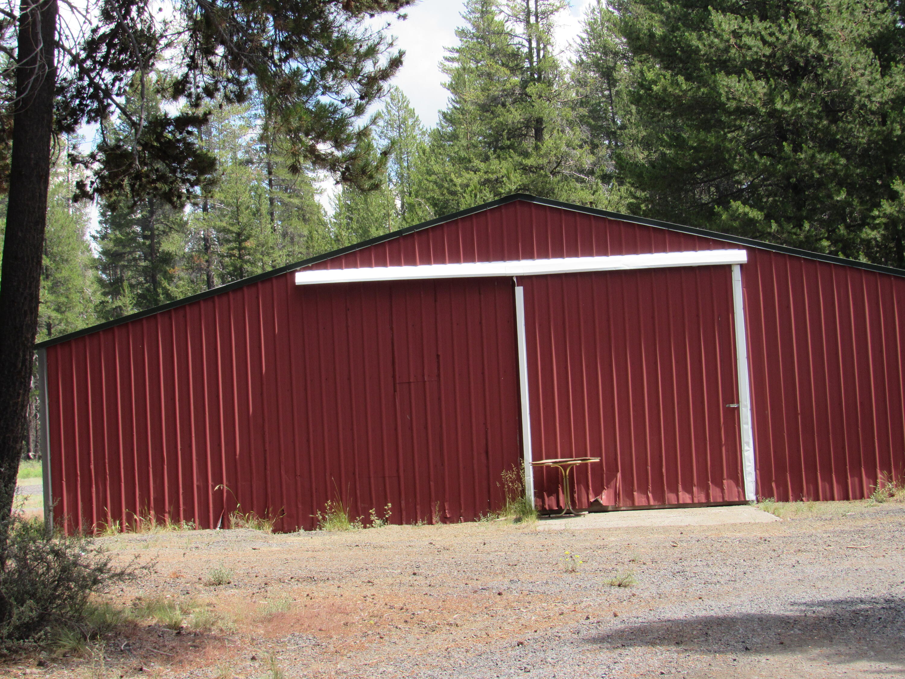 72915 Sun Mountain Road Chiloquin, OR 97624 - Photo 4 of 19 2nd shop or garage