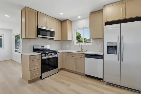 $3,995 | 1038 Oaklawn Avenue, Chula Vista, CA 91911