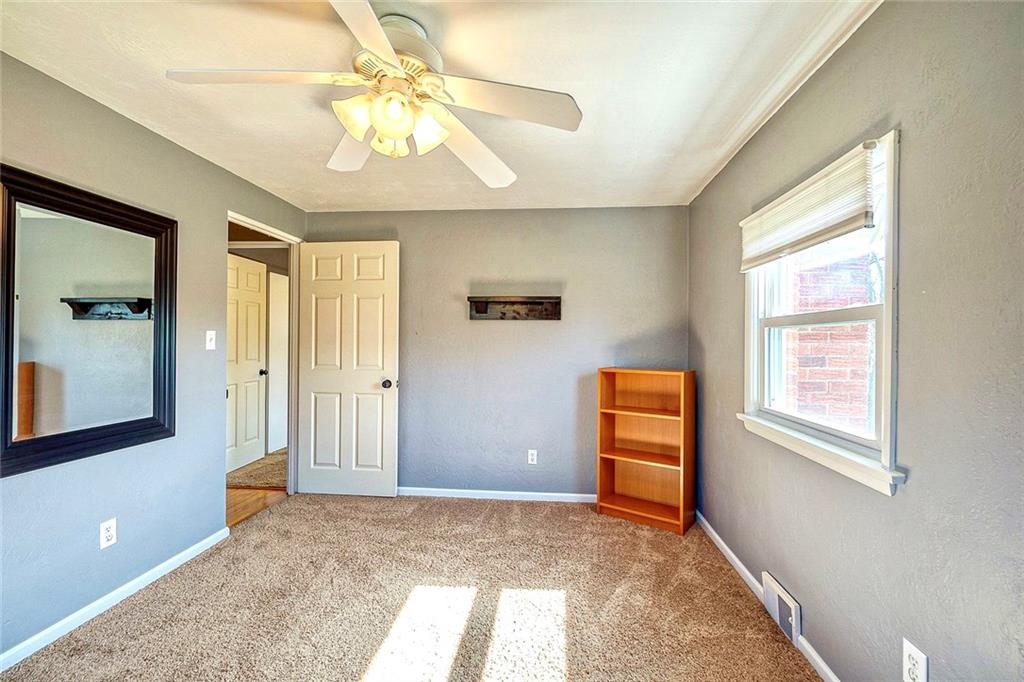 8542 Ridgemont Road Pittsburgh, PA 15237 - Photo 18 of 25 Gallery Image 18