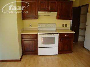 3109 Old Farm Road Flint, MI 48507 - Photo 6 of 9 20402522-5.JPG