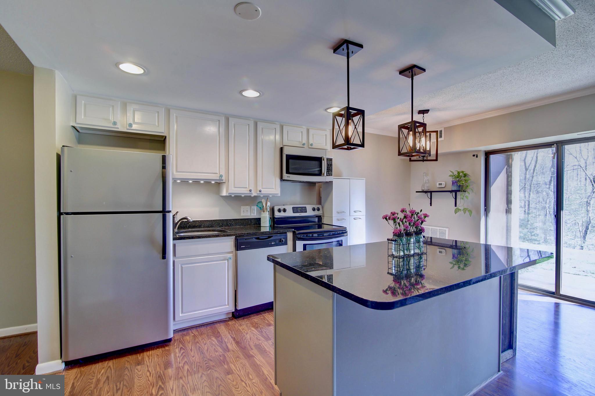 11617 Stoneview Square, Unit 2B Reston, VA 20191 - Photo 2 of 14