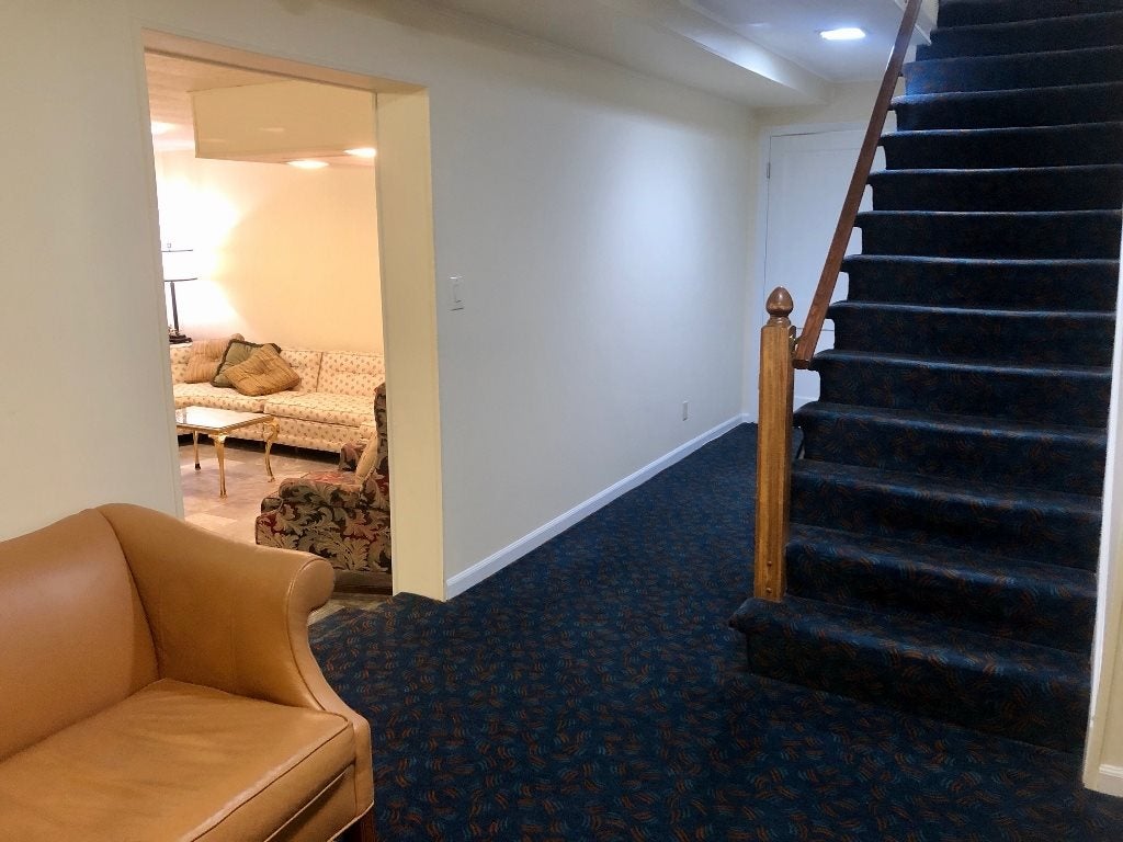 88 Oakwood Road Huntington, WV 25701 - Photo 27 of 32 Gallery Image 27