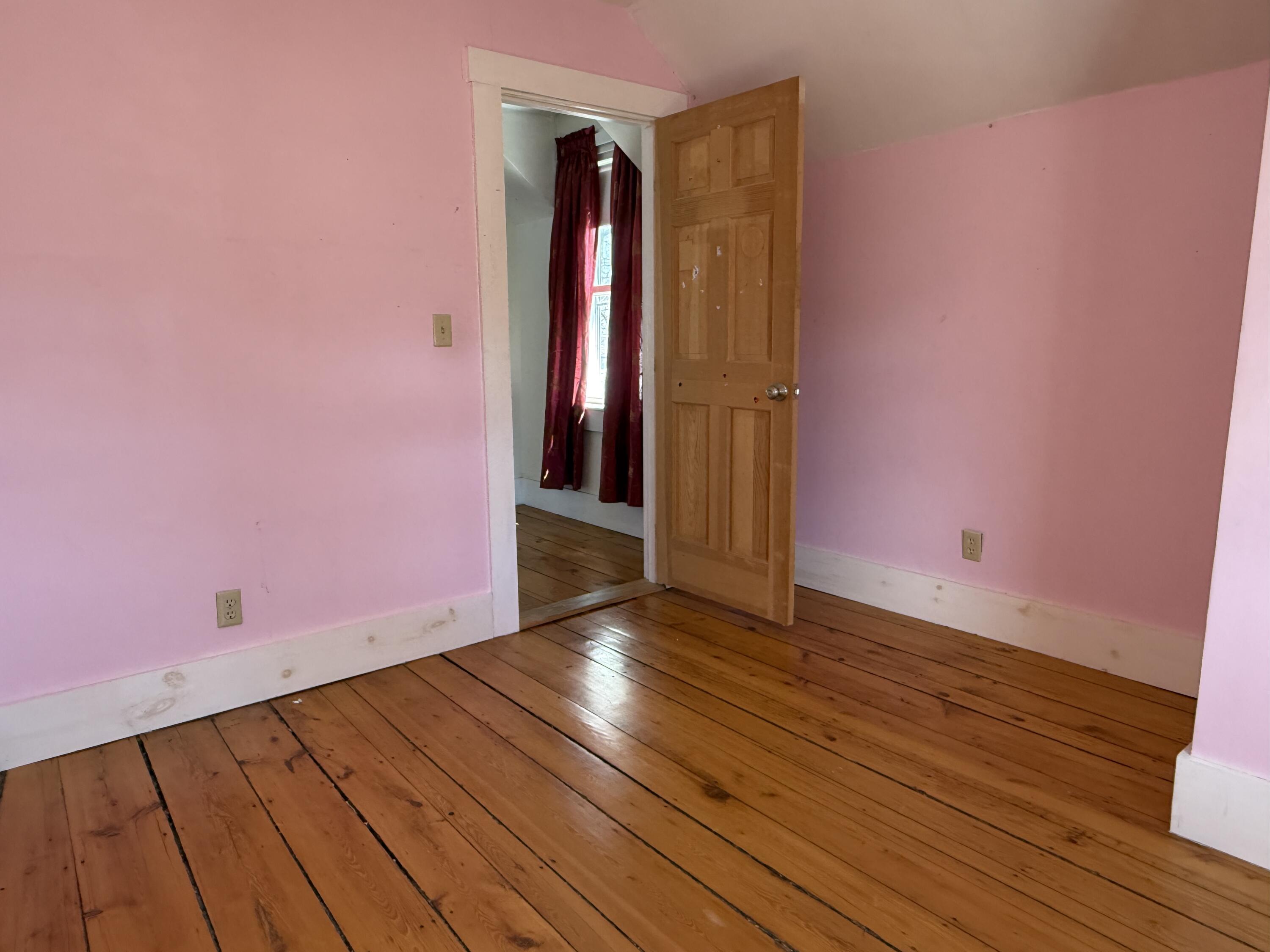 37 Hamlin Street Orono, ME 04473 - Photo 28 of 35 30