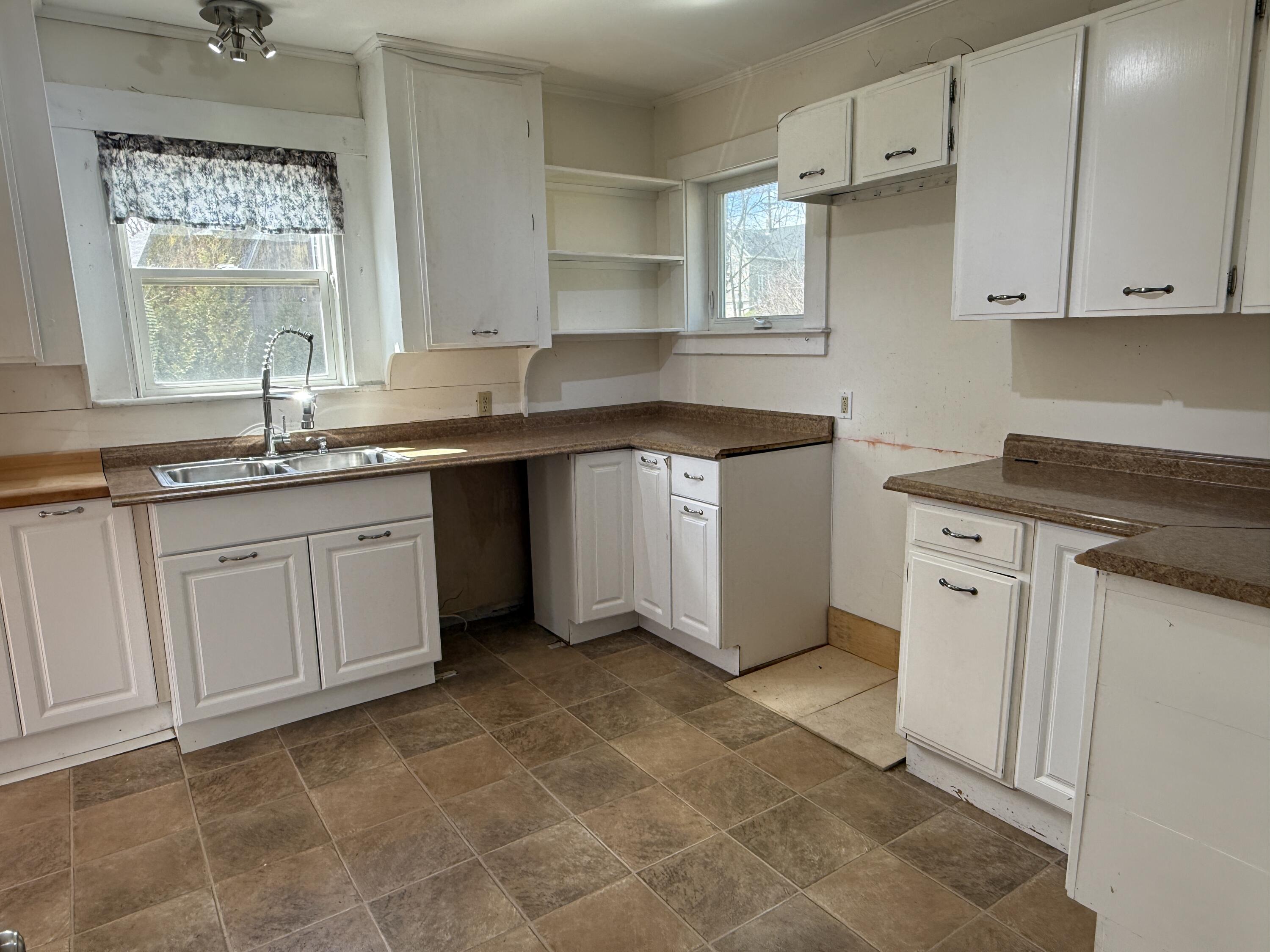 37 Hamlin Street Orono, ME 04473 - Photo 10 of 35 10