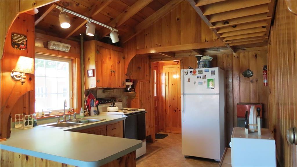 29 South Beach Sebago, ME 04029 - Photo 26 of 35 Kitchen.