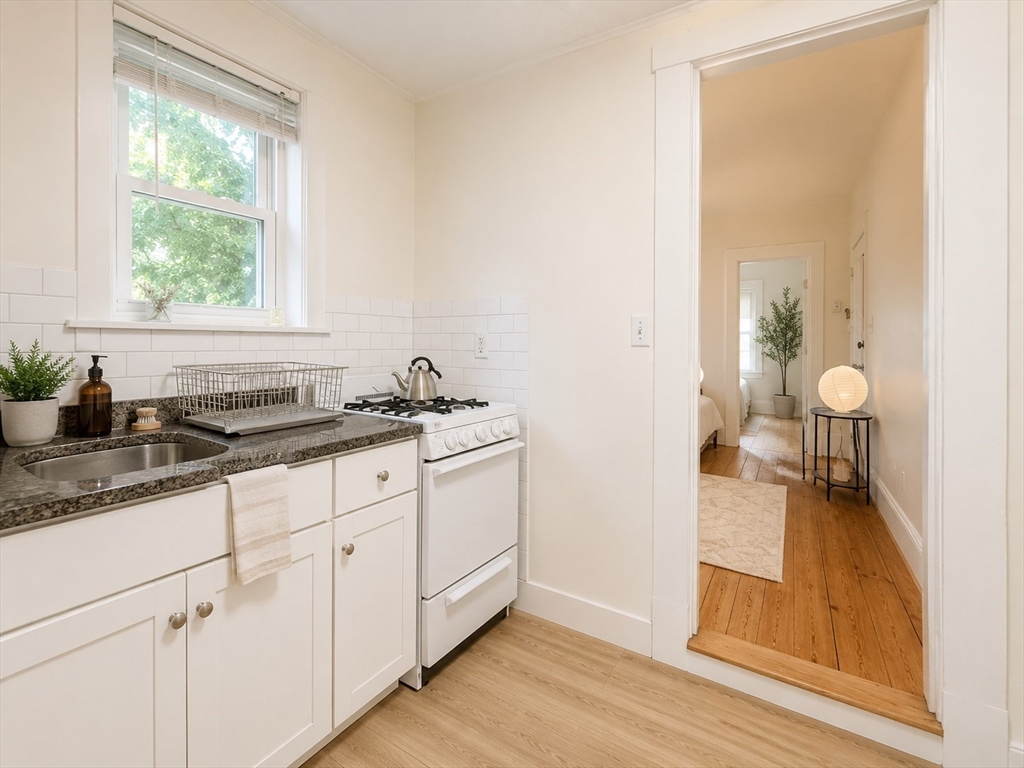 23-25 Inman Street Cambridge, MA 02139 - Photo 12 of 31