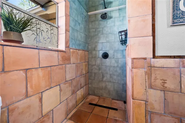 $239,000 | 2475 Avenue Avenue East, Ingleside, TX 78362