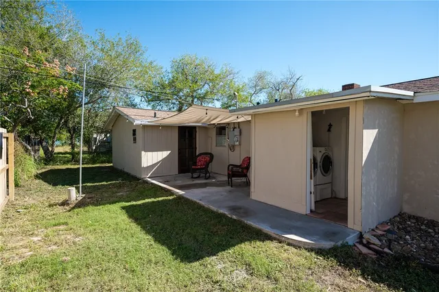 $239,000 | 2475 Avenue Avenue East, Ingleside, TX 78362