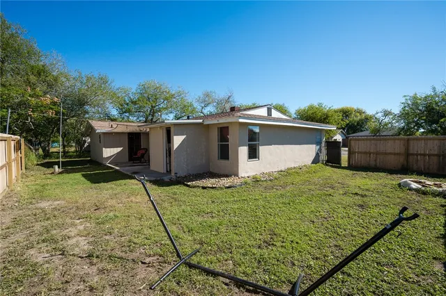$239,000 | 2475 Avenue Avenue East, Ingleside, TX 78362